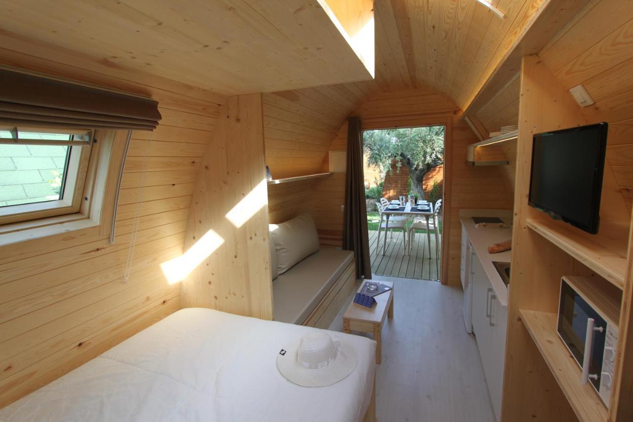 Camping Joan Bungalow Park Камбрильс Экстерьер фото