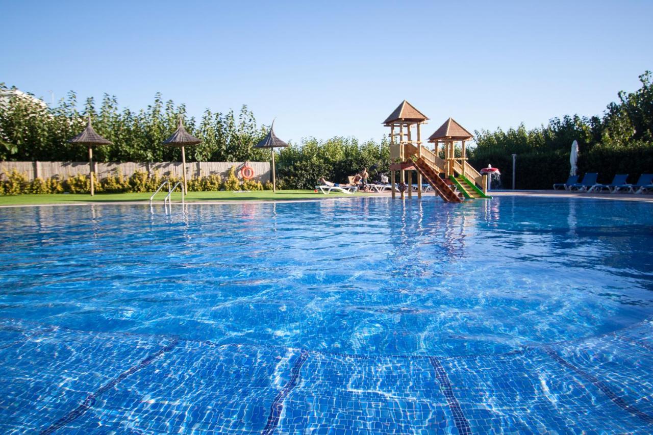 Camping Joan Bungalow Park Камбрильс Экстерьер фото