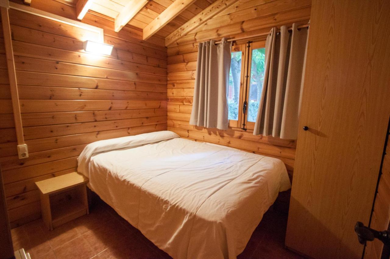 Camping Joan Bungalow Park Камбрильс Экстерьер фото
