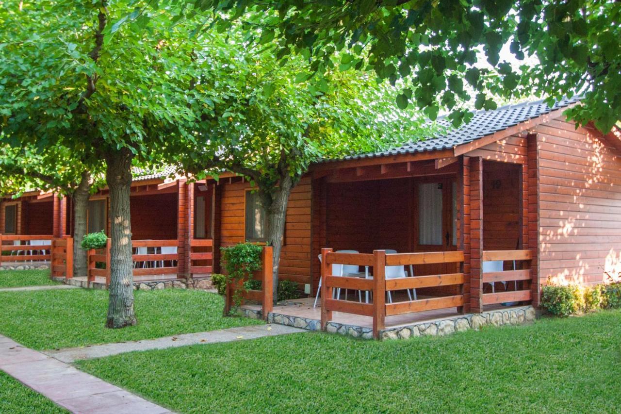 Camping Joan Bungalow Park Камбрильс Экстерьер фото